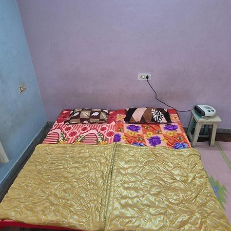 Prayag Ravi Homestays Allāhābād Junction Exterior foto